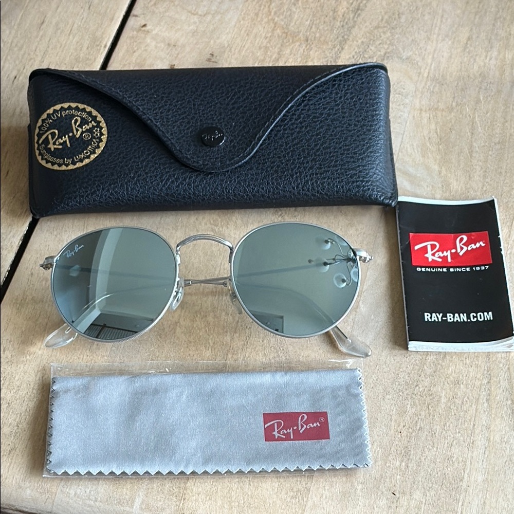 Ray-Ban Silver Mirror Sunglasses